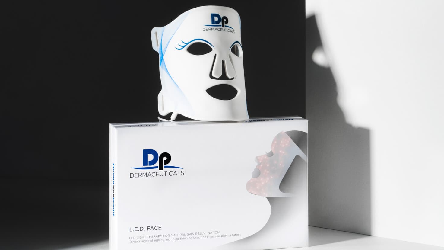 LED-МАСКА ДЛЯ ОБЛИЧЧЯ Dp Dermaceuticals Dermapenworld 2